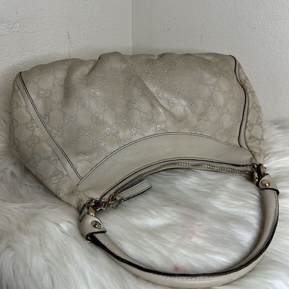 💯Authentic Gucci Hobo Small Leather🍀 - Picture 9 of 16